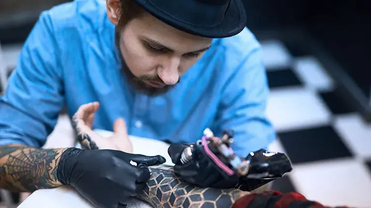 Tattoo artist 